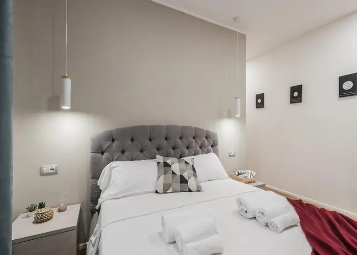 Best Rent - Modern Three-Bedroom A Few Steps From The Colosseum
